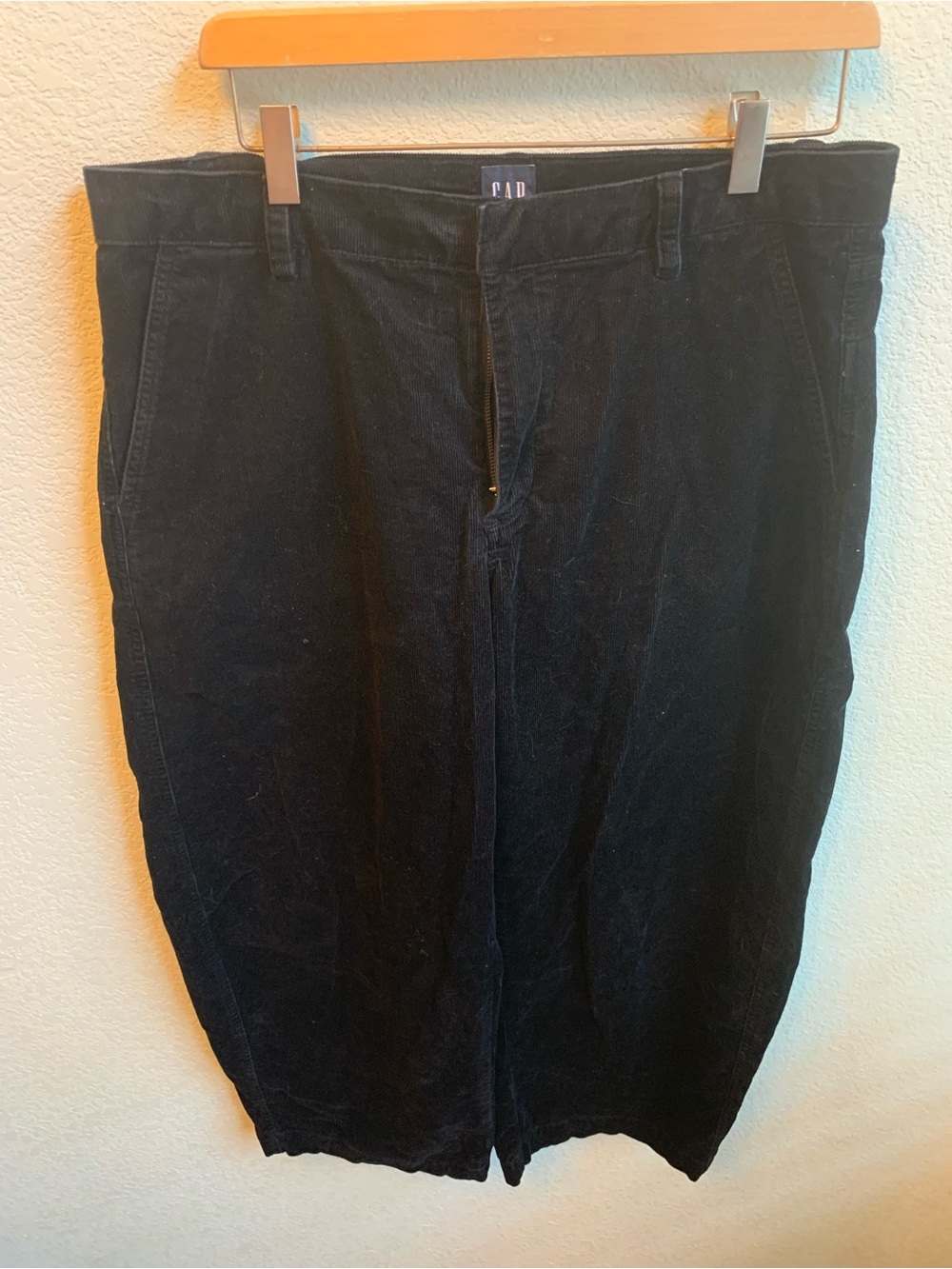 GAP Men’s Black Corduroy Trousers